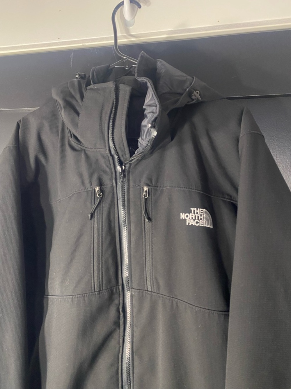 The North Face Black Coat - Picture 2 of 5